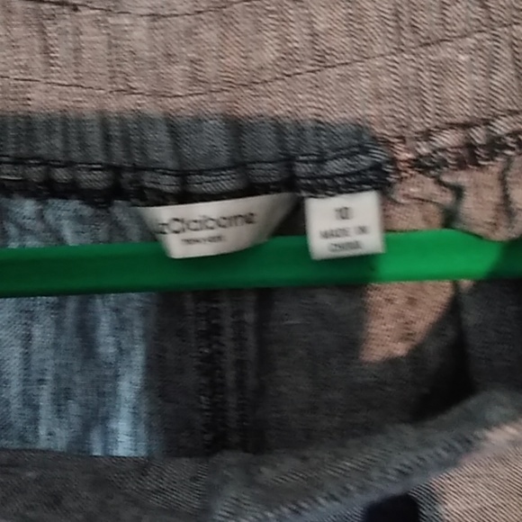 Like new crop pant - Picture 2 of 3